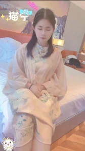 神仙颜值小仙女小姐姐唯美汉服后入，美美的玲珑小脚足交超级嫩穴爽上天了